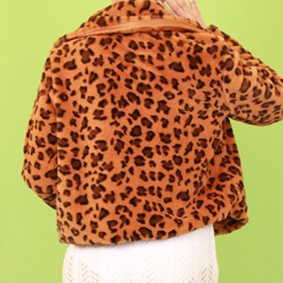 SOLD OUT LEOPARD PRINT JACKET - Picture 3 of 6